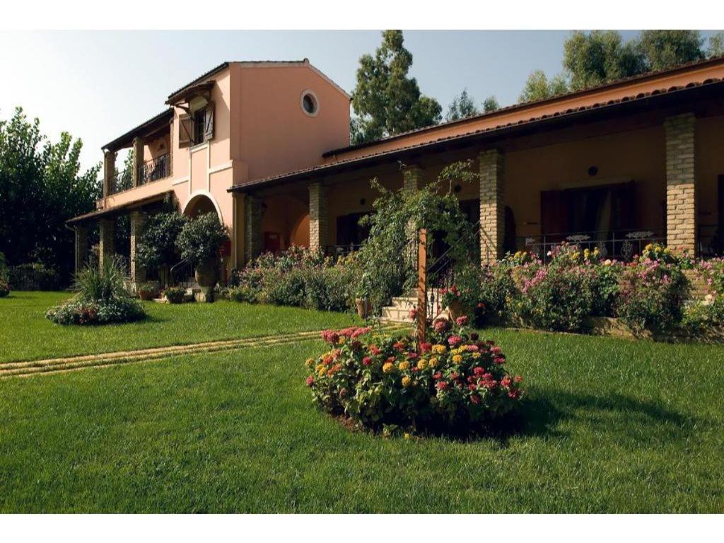 Corfu Club Standard Apartment 3 Danilia Екстериор снимка