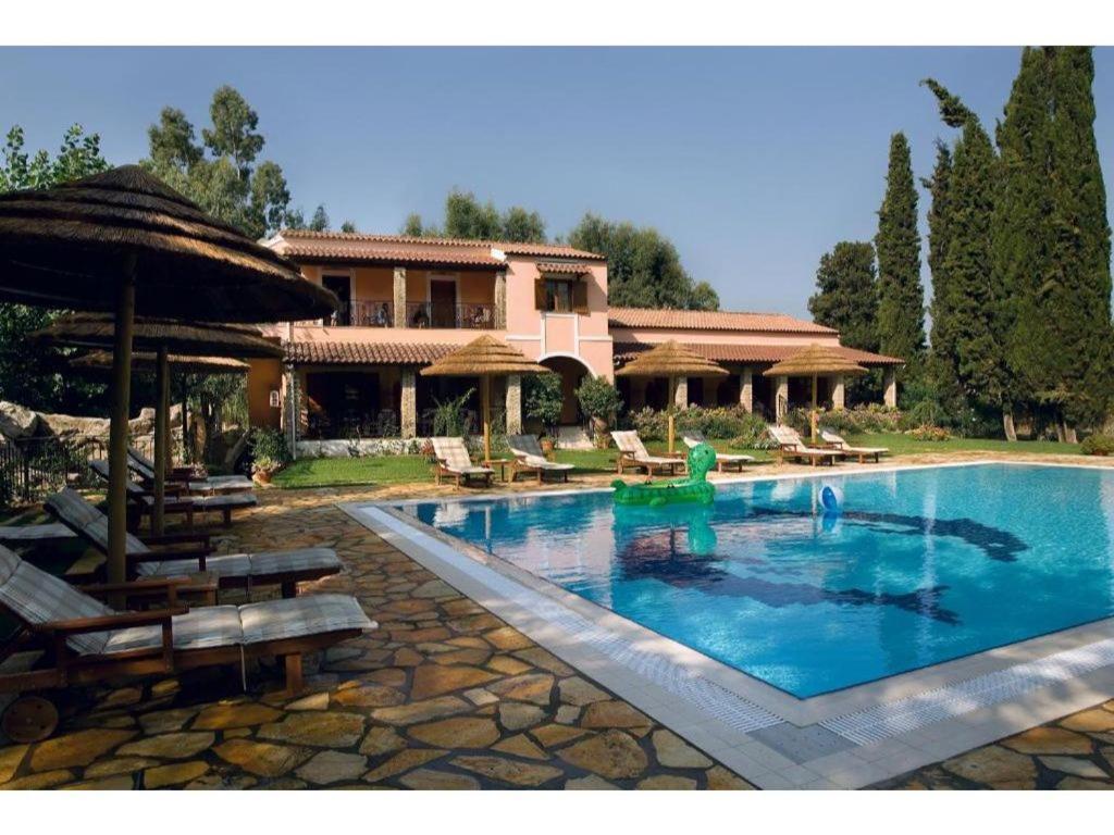 Corfu Club Standard Apartment 3 Danilia Екстериор снимка